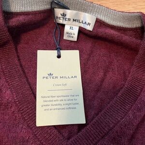 Peter Millar maroon V-neck sweater